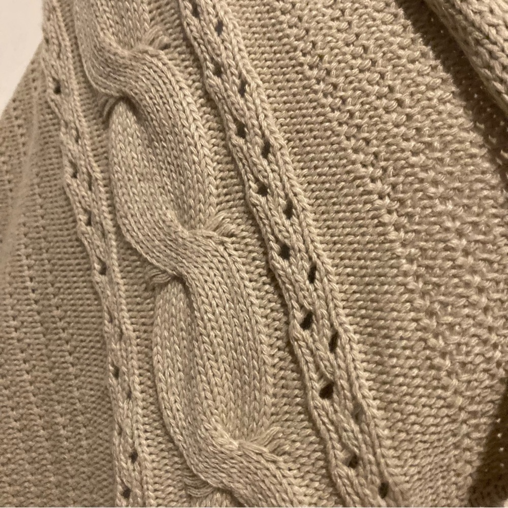 Ladies Pink Martini Cable Knit Fringe Sweater Vest - Picture 2 of 5